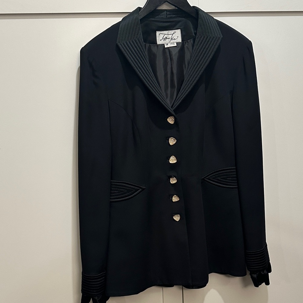 EUC VTG Women’s Tiffany Kim Size 14 Formal/Tuxedo Jacket
